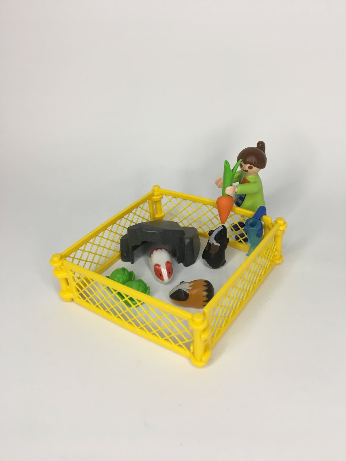 Playmobil Mädchen mit Meerschweinchen - A1038