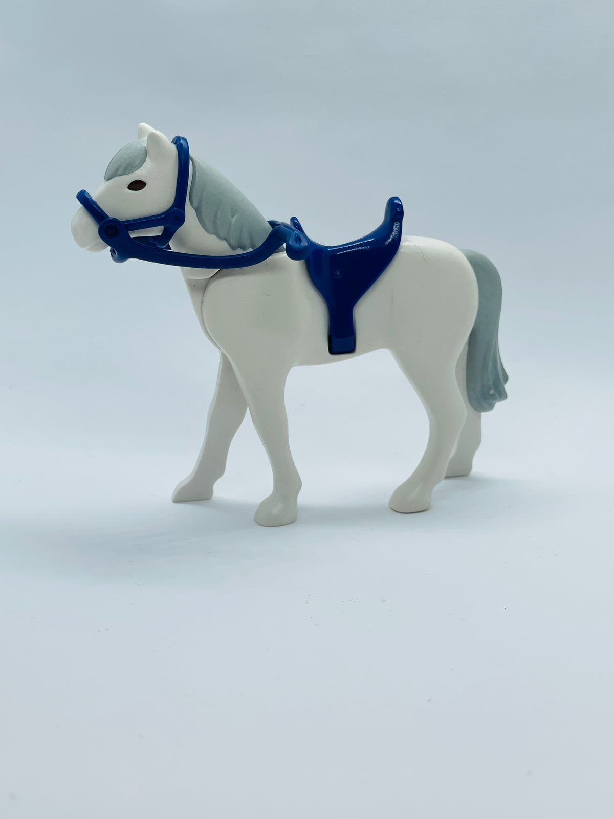 Playmobil Pferd mit Zaumzeug und Sattel - B0038