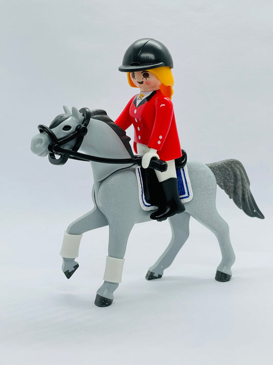 Playmobil Reiterin mit grauem Pferd - Turnier - Reiterhof