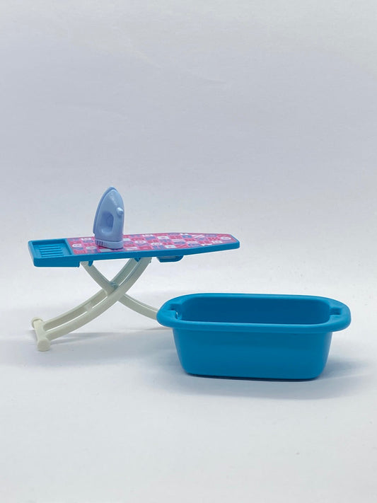 Playmobil Bügelbrett mit Bügeleisen und Wäschekorb - A1002