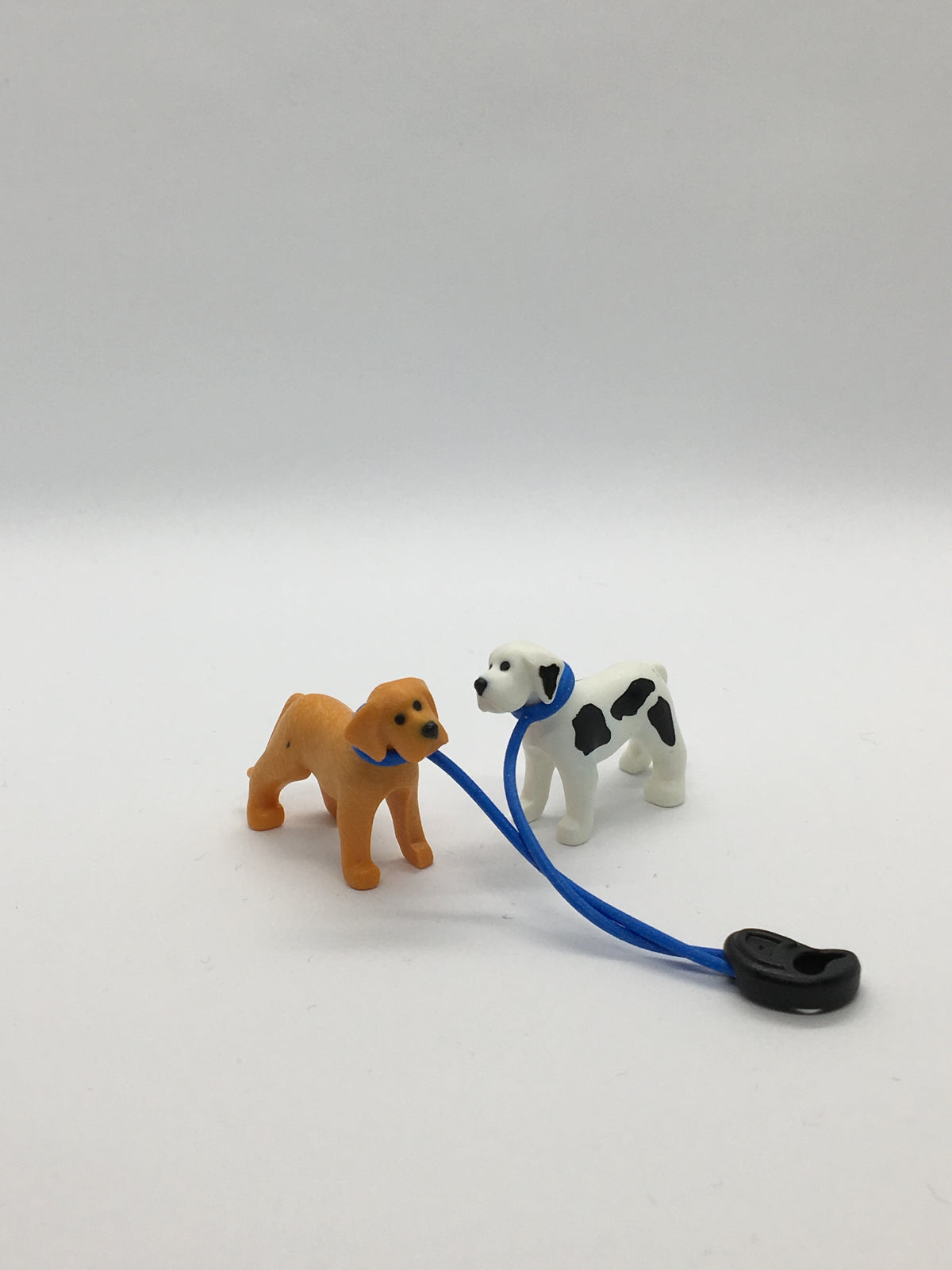 Playmobil 2x Hunde mit Hundeleine - C1090