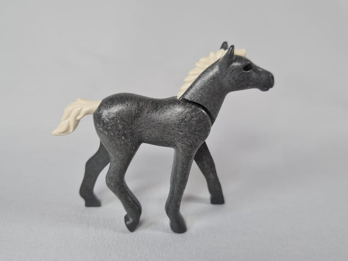 Playmobil Fohlen dunkelgrau mit heller Mähne - Tiere - 0502