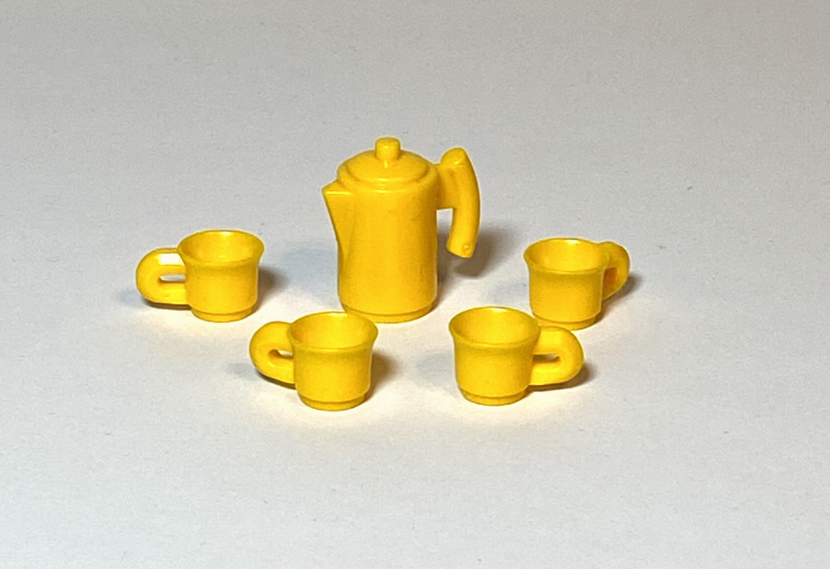 Playmobil Kaffeekanne mit 4x Tassen gelb - Küche Zubehör - 0441